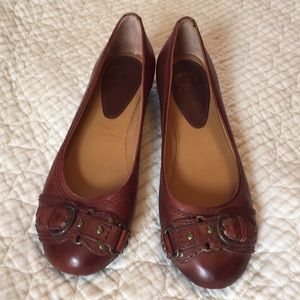 Gianni Bini Brown Flats